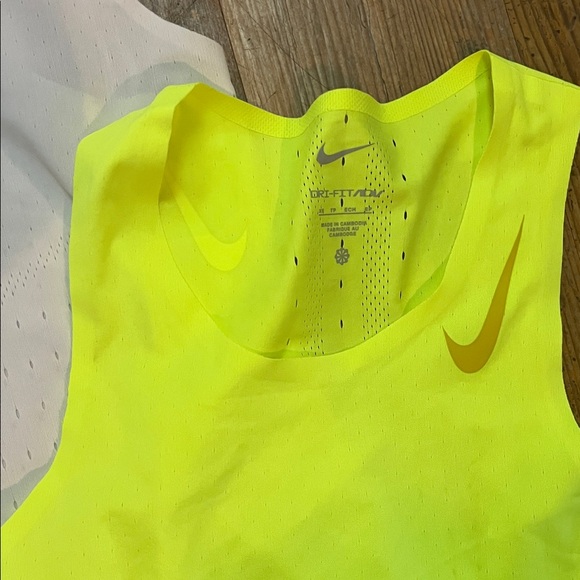 Nike Aeroswift Running Tank Tops - XS -lot of 3 - Picture 3 of 6